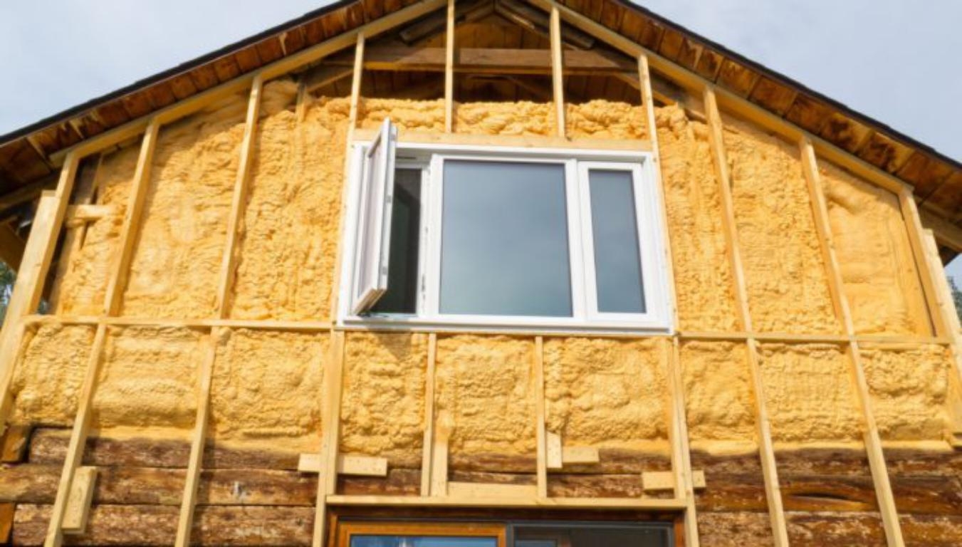 Как утеплить деревянный дом снаружи своими руками пенопластом: Утепление деревянного дома снаружи Пеноплексом