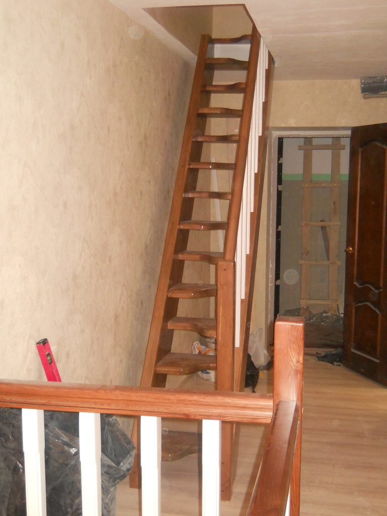 Утиный шаг лестница: Лестница гусиный шаг, конструкция типа «утиный шаг», мотыльковая лестница