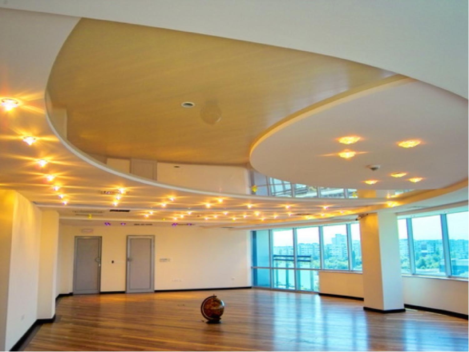Потолок гипсокартон фото зал: Потолки из гипсокартона (80 фото) – Дизайн потолков для разных комнат