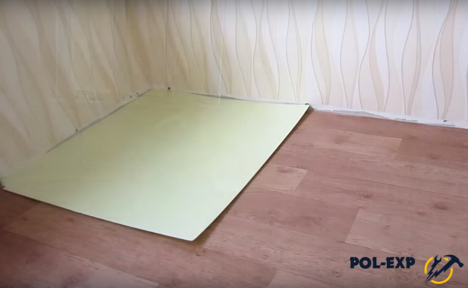 Как стелить ламинат на бетонный пол с подложкой видео: Страница не найдена - Remoo.RU