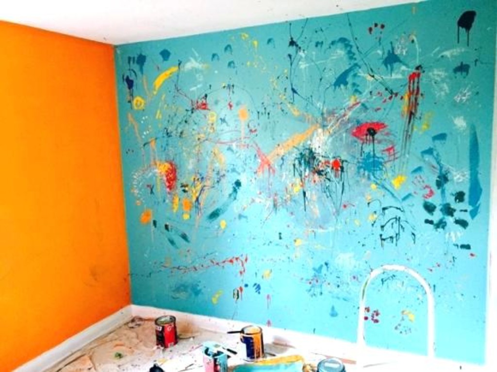 Как покрасить стены в комнате своими руками: Как покрасить стены в квартире своими руками