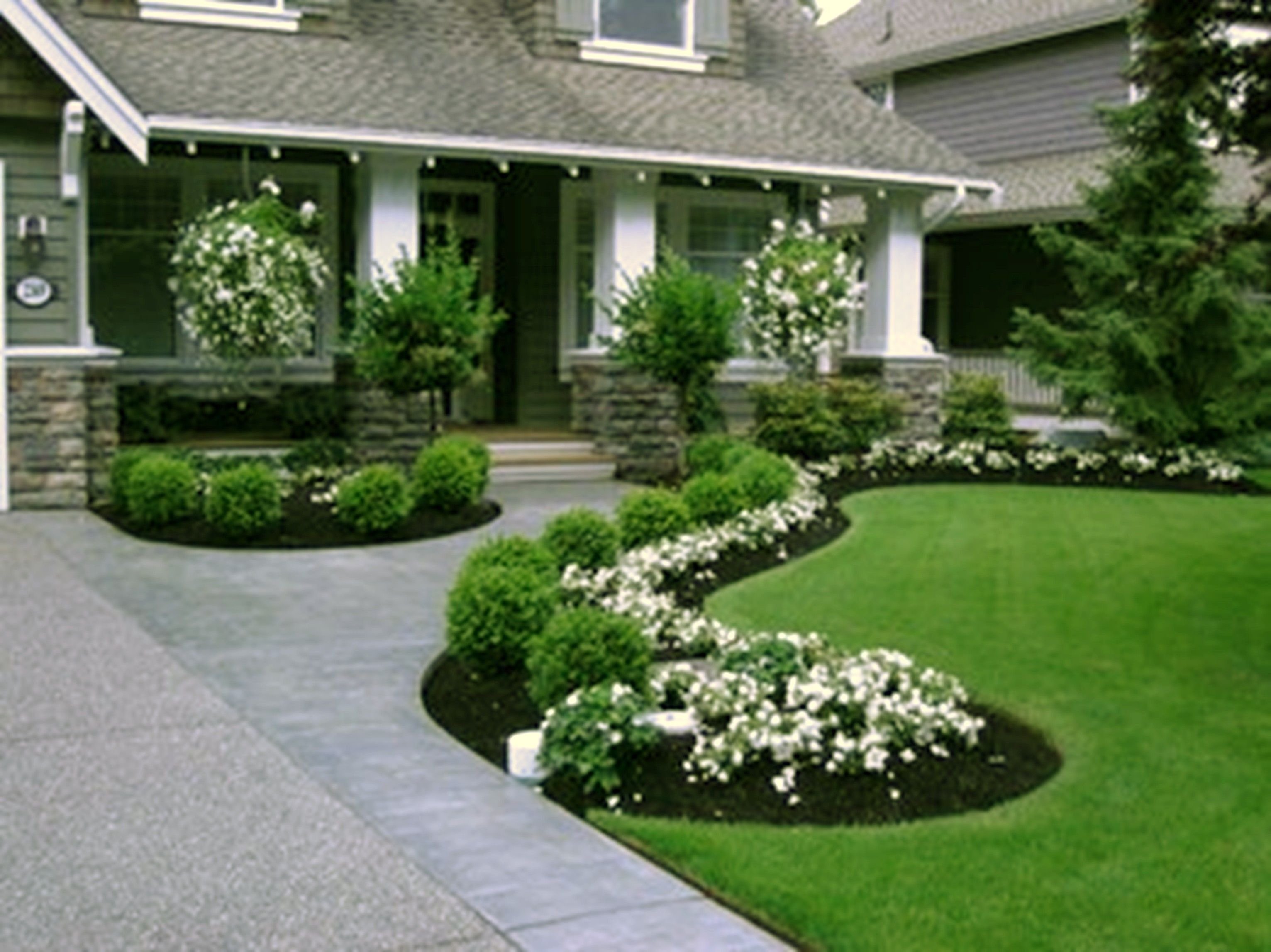 Озеленение двора частного дома фото: Озеленение двора - современный ландшафтный дизайн и благоустройство частного дома