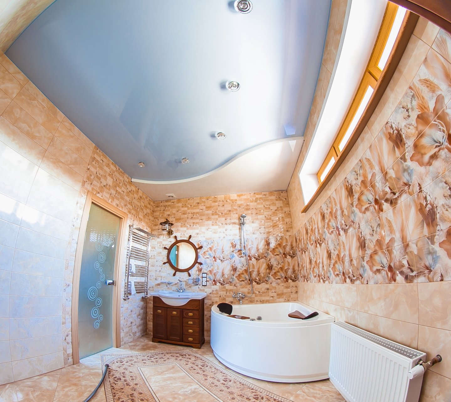 Натяжные потолки в ванной фото: 400 фото натяжных потолков в ванной