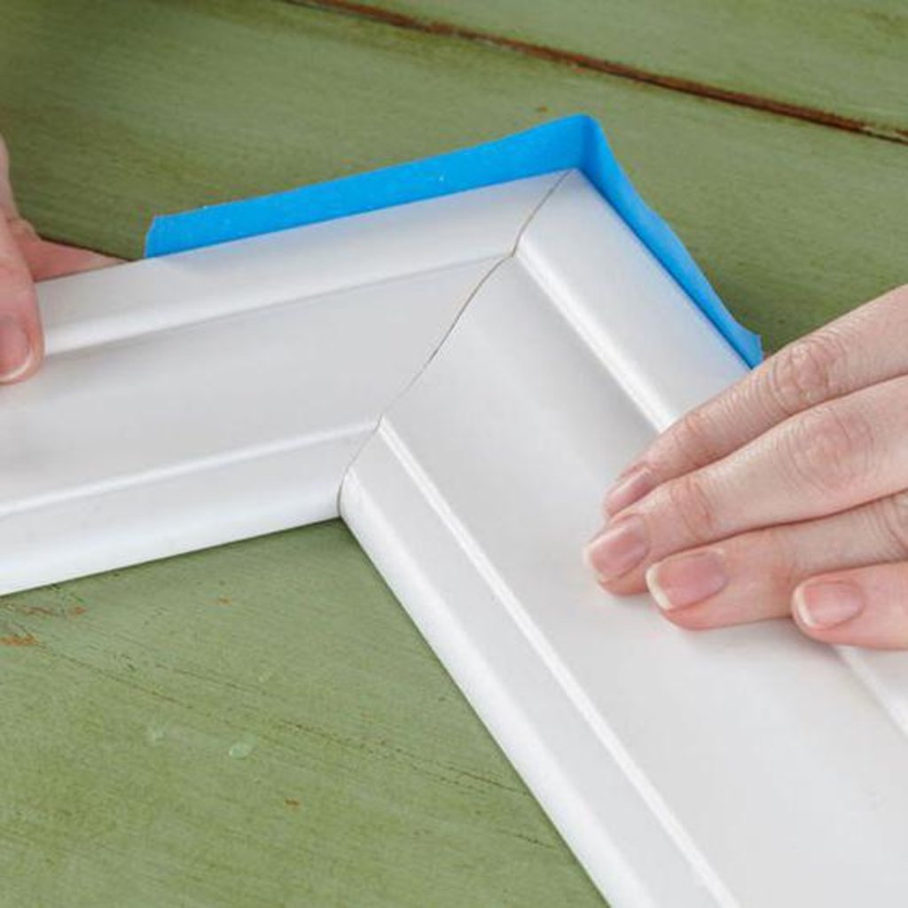 Как правильно отрезать углы на потолочном плинтусе: Как правильно вырезать угол на потолочном плинтусе: советы профессионалов