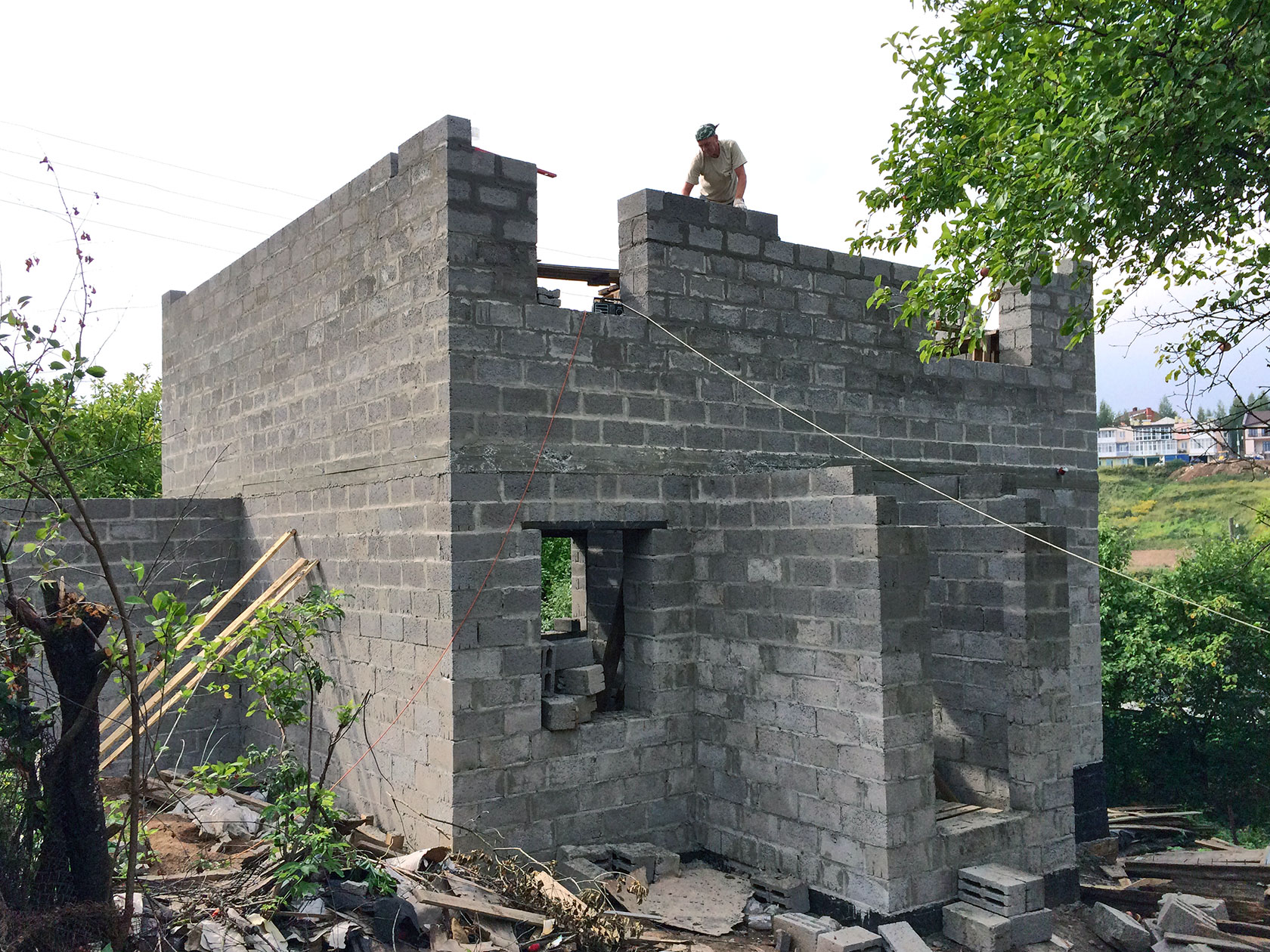 Построить дом своими руками проекты фото из блоков: планировка и строительство конструкций из пенобетона, кладка своими руками