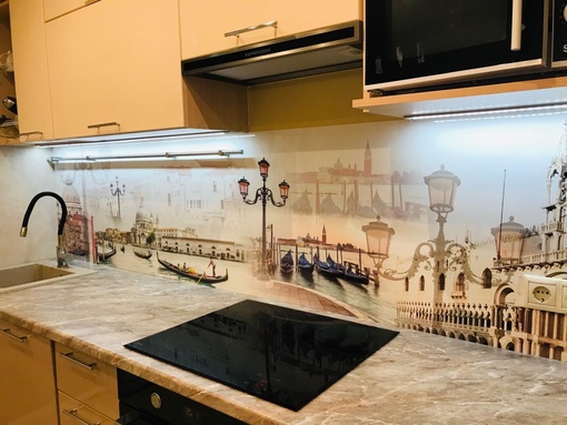 Картинки на фартук для кухни из стекла: Фартук для кухни из стекла: 60 реальных фото интерьеров