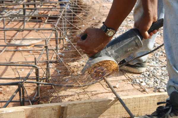 Армирование бетона арматурой – Армирование и вязка арматуры своими руками, использование арматуры в строительстве | Своими руками