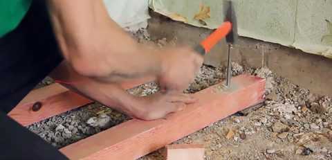 Чем крепить обрешетку к бетонной стене – монтаж стеновых панелей своими руками без обрешетки на кухне или варианты, чем закрепить на деревянный каркас, способы крепления и установки