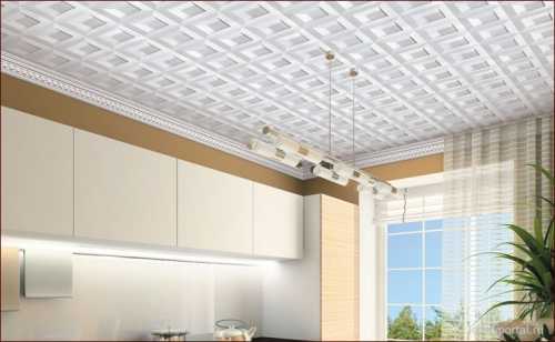 Чем заделать швы между плитами из пенопласта на потолке – Пенопластовые плиты на потолке - как и чем обработать щели?