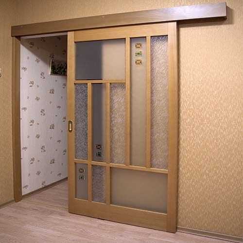 Дверь купе в кладовку фото – как сделать купейные и полукруглые двери, установка для комнаты
