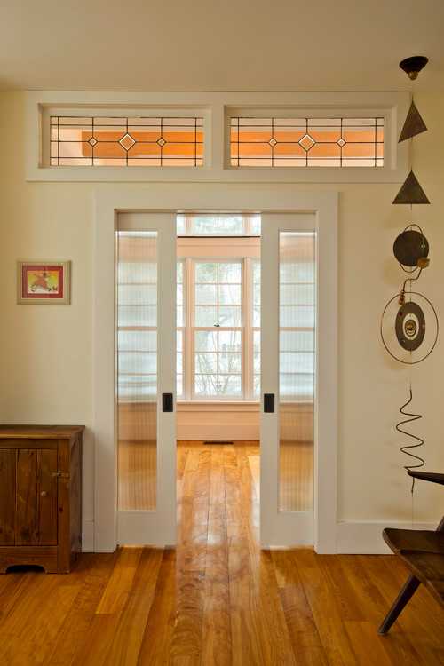Дверь межкомнатная из стекла – Красивая межкомнатная стеклянная дверь - из какого стекла выбрать: матового или рифленого, виды дверей + фото