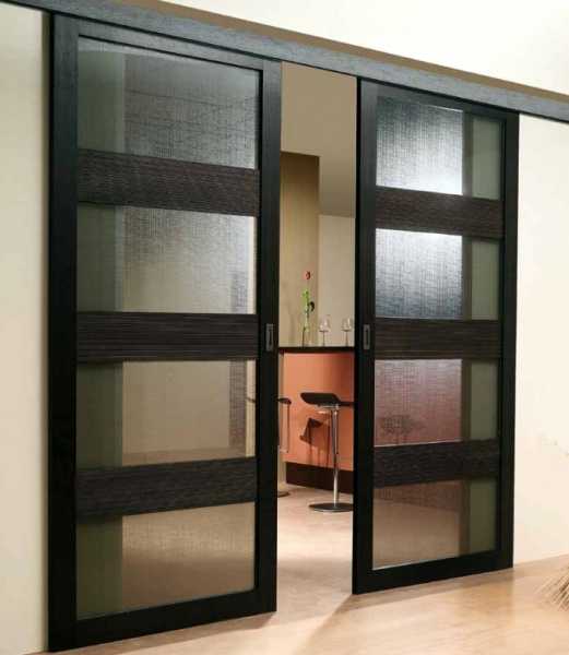 Дверь межкомнатная из стекла – Красивая межкомнатная стеклянная дверь - из какого стекла выбрать: матового или рифленого, виды дверей + фото
