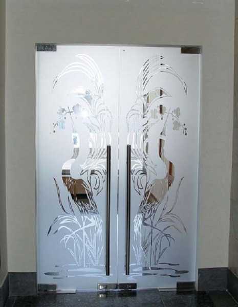 Дверь с матовым стеклом межкомнатная – раздвижные, распашные, матовые (50 фото разных моделей)