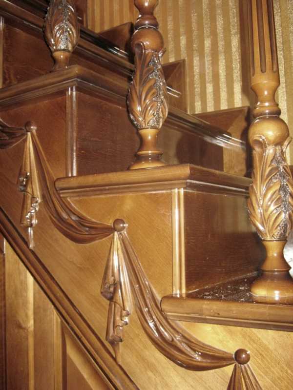 Фото балясин для лестниц фото – деревянные резные столбы и крепление перил для лестницы, элементы из дуба и сосны, установка столбиков своими руками и варианты изготовления, квадратные детали и определение высоты и размеров