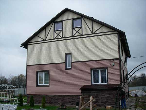 Фото домов обшитых – фото отделки фасадов домов сайдингом различных вариантов
