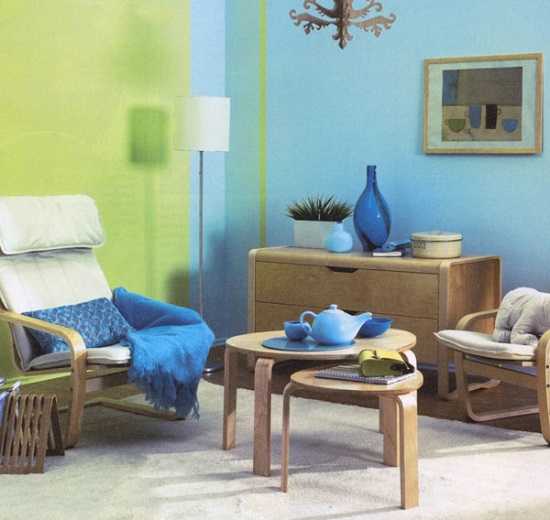 Фото голубые обои в гостиной – Обзор комнат с голубыми обоями, фото интерьера гостиной, кухни, спальни и детской с обоями в полоску, однотонными, серо голубыми, с узорами и рисунками
