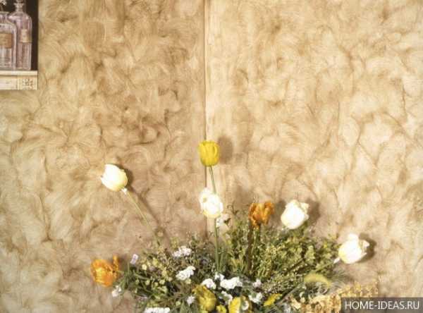 Фото стены с декоративной штукатуркой – ремонт стен и потолка, как сделать из обычной шпаклевки, из бумаги, под кирпич, зачем нужен воск, виды валиков, с узором