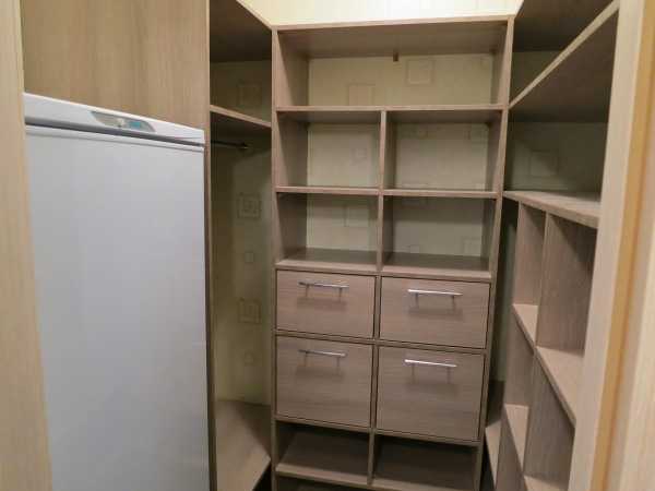 Гардеробная в хрущевке из кладовки – фото, как сделать, шкаф в прихожей, проект своими руками, маленькая комната