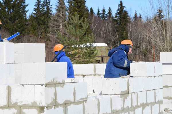 Из чего лучше построить дом из пеноблоков или газоблоков – Пенобетон или газобетон – что лучше для строительства дома, сравнение газоблоков и пеноблоков (отличия) по характеристикам и свойствам + фото, видео