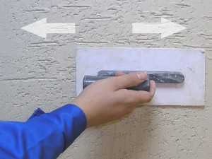 Как нанести короед на стену видео – Нанесение штукатурки короед: фото, видео, пошаговая инструкция