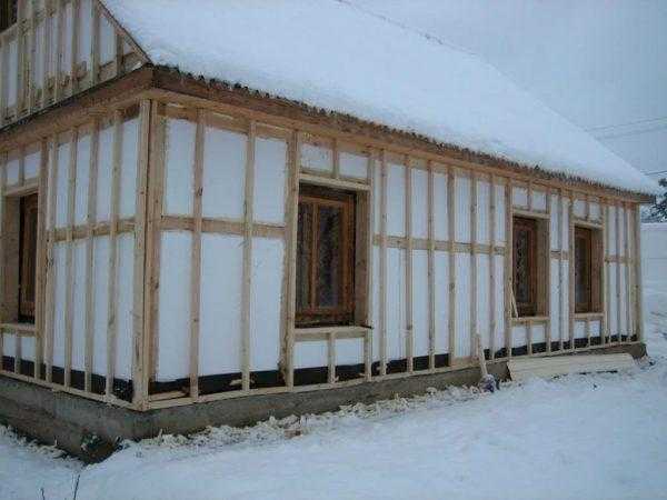 Как утеплить деревянный – Как утеплить деревянным дом снаружи и чем