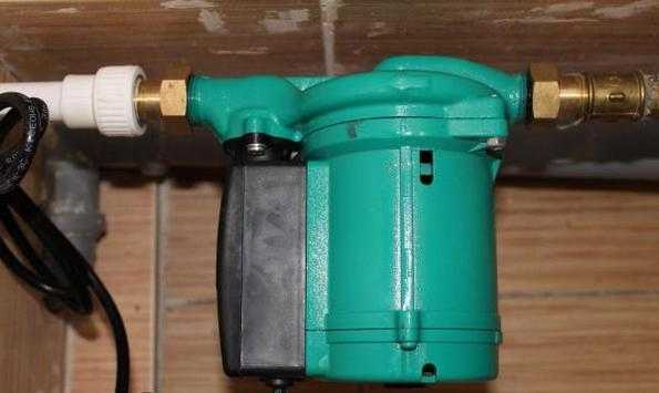 Как увеличить напор воды в частном доме своими руками – Как увеличить давление воды в частном доме из водопровода