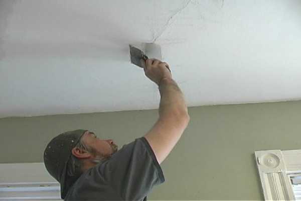 Как заделать трещины на потолке – Как заделать трещину на потолке. Заделка трещин на потолках своими силами. Видео