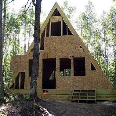 Каркасный дом в виде шалаша – разбор примеров и особенностей строительства