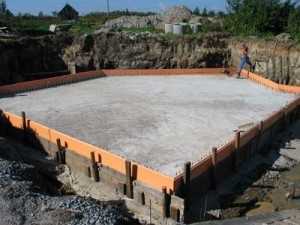 Конструкция фундамента – Устройство ленточного фундамента - конструкция для разных типов грунта, фундамент на песчаной подушке