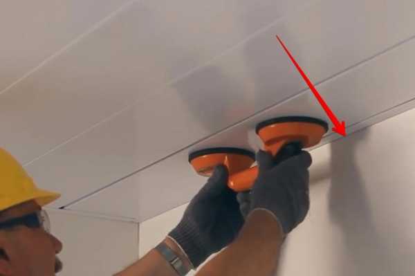 Крепление панели пвх на потолок – Как крепить панели ПФХ к потолку: крепление потолочных панелей, как правильно закрепить стартовый профиль (видео) ?