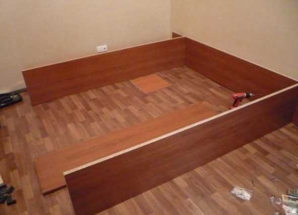 Кровать убирающаяся в шкаф – Встроенные шкафы кровати в России