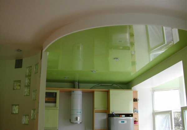 Кухня в потолок фото – с низким, натяжной, из гипсокартона, маленькой, гостиная, подвесной, стены, пластиковый, из панелей, видео