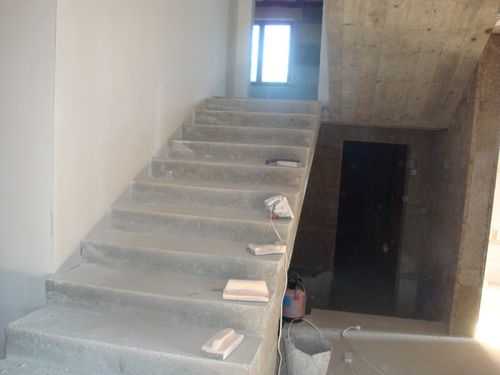 Лестница из бетона своими руками – пошаговая инструкция по расчету и монтажу надежных бетонных конструкций, много фото и видео руководство