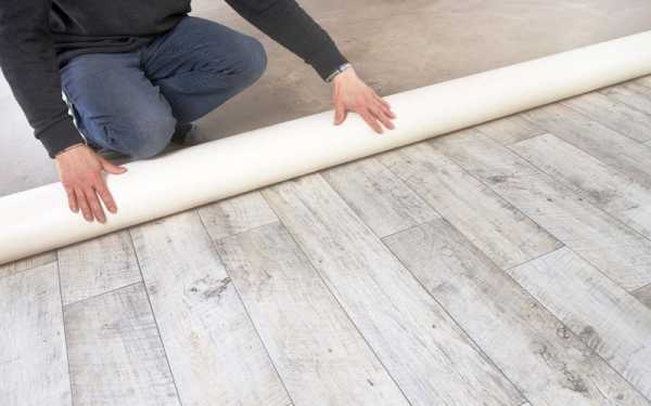 Можно ли класть подложку под линолеум на деревянный пол – какая нужна под укладку, какая основа лучше, что выбрать и подложить