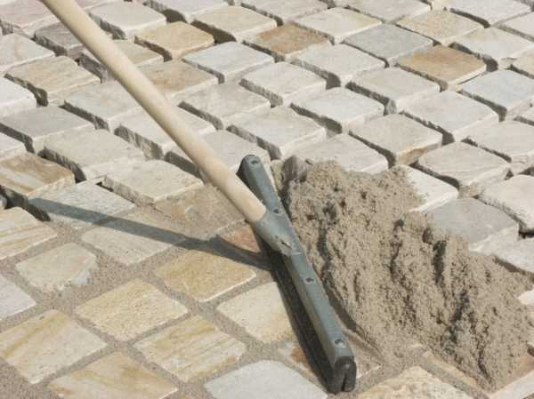 Можно ли класть тротуарную плитку на песок – Технология укладки тротуарной плитки на песок: пошаговая инструкция