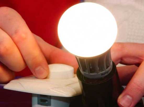 Можно ли регулировать светодиодные лампы диммером – Подходит ли диммер для ламп накаливания для светодиодных ламп? Светодиодные лампы под диммер