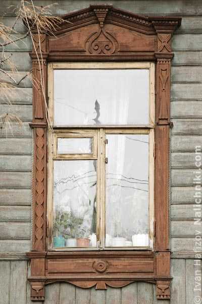 Наличники деревянные резные – деревянные и пластиковые варианты на окна, конструкции из дерева с резьбой своими руками, нарезная оконная продукция