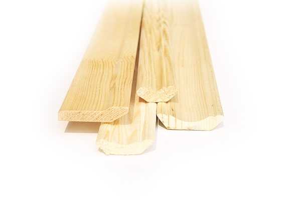 Плинтус деревянный напольный широкий – видео-инструкция по установке своими руками, особенности широких высоких, белых, шпонированных изделий для пола, под покраску, как крепить, прибить, размеры, цена, фото