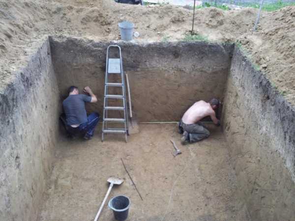 Подвал под домом своими руками – Как сделать подвал в частном доме своими руками — устройство погреба под домом
