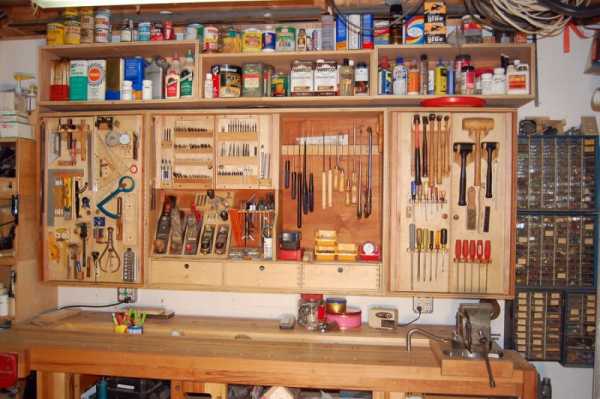 Полки для инструмента в гараже – Полки в гараж своими руками (51 фото): варианты из металла, как сделать стеллаж для инструмента и колес