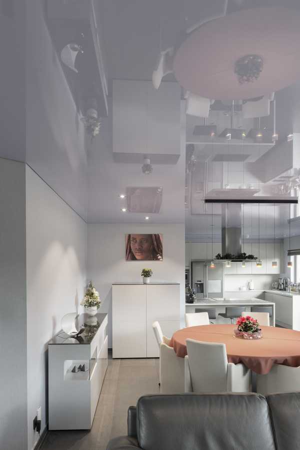 Потолки натяжные кухня фото – с газовой плитой, отзывы, недостатки и проблемы, дизайн, плюсы и минусы в гостиной, совмещенной с кухней, видео