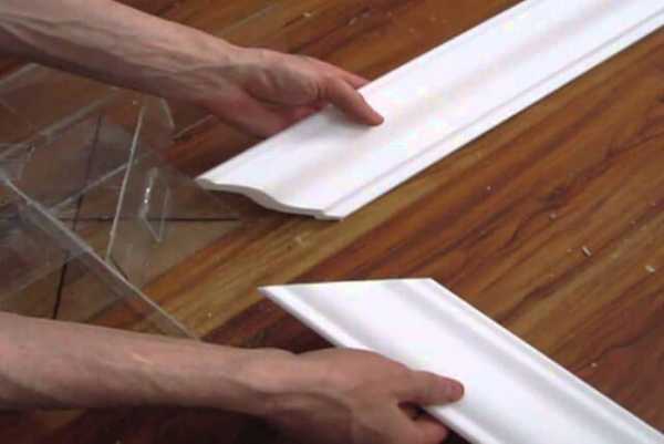 Потолочный плинтус наклеить – монтаж багета на потолок своими руками (видео, фото)