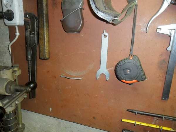 Приспособление для хранения инструмента в гараже – Самодельное оборудование для гаража своими руками. Приспособления для гаража своими руками. Организация мест хранения