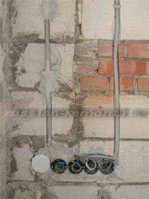 Разводка электропроводки по потолку в квартире схема – Проводка по потолку в квартире — как изготовить своими руками, не допуская ошибок. Разводка электропроводки в квартире схема по потолку