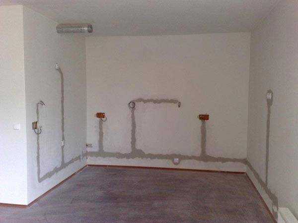 Разводка электропроводки по потолку в квартире схема – Проводка по потолку в квартире — как изготовить своими руками, не допуская ошибок. Разводка электропроводки в квартире схема по потолку