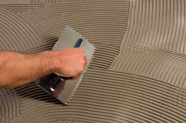 Состав клей для плитки – белый дисперсионный клей для керамической и кафельной плитки, сколько сохнет водостойкий состав, как правильно разводить