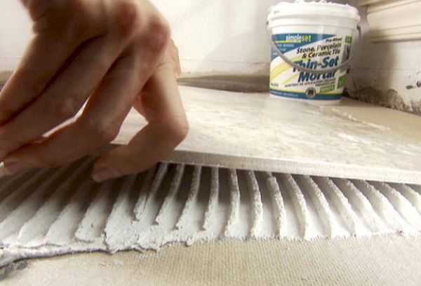Состав клей для плитки – белый дисперсионный клей для керамической и кафельной плитки, сколько сохнет водостойкий состав, как правильно разводить
