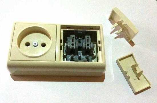 Совмещенная розетка с выключателем – Розетка с выключателем в одном корпусе и специфичность этой конструкции