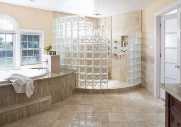 Стеклоблоки для перегородок – фото декоративных перегородок и стен в интерьере ванной; размеры, дизайн и укладка стеклоблоков своими руками
