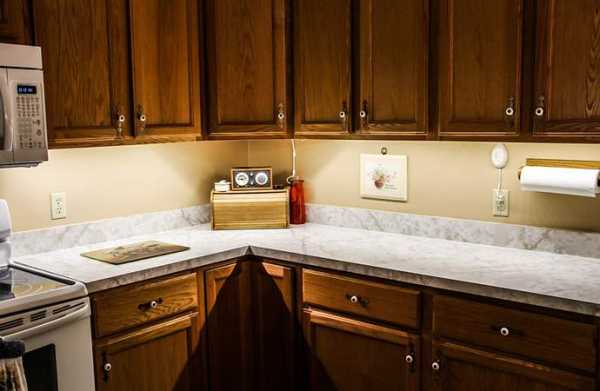 Светодиодные светильники на кухню под шкафы – подсветка рабочей зоны в помощь хозяйке